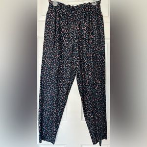 NWT Ann Taylor Size Small High Rise The Easy Ankle Pant Floral